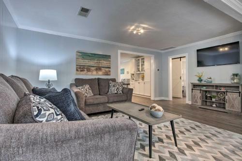 Gulfport Bungalow By Jones Park And Beach Access!