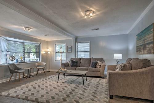 Gulfport Bungalow By Jones Park And Beach Access!