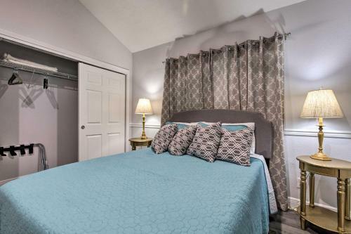 Downtown Ocean Springs Duplex With A And C, 1mi To Beach
