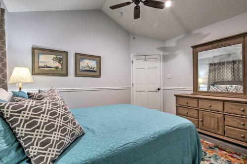 Downtown Ocean Springs Duplex With A And C, 1mi To Beach