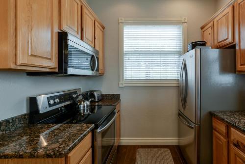 Condo 313