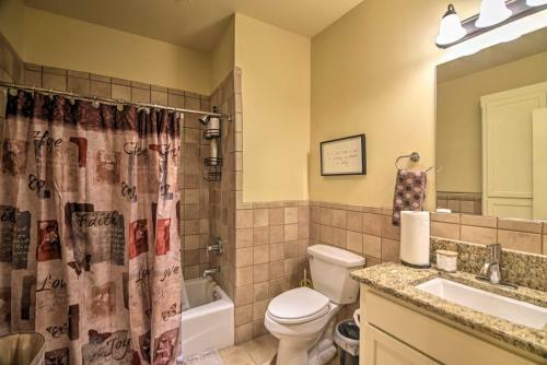 Apartamento Modernized Dtwn Condo With Patio And Grill Access