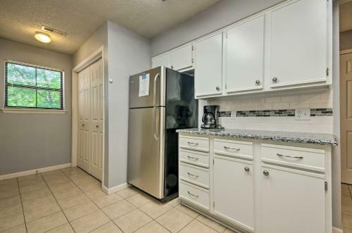 Apartamento Branson Getaway About 1 5 Miles To Theatre District!