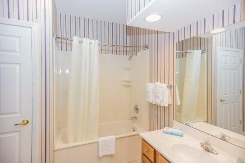 Branson Getaway In Entertainment District 1br Standard