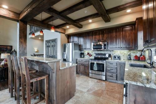 Watermill 11 Bedroom Villa