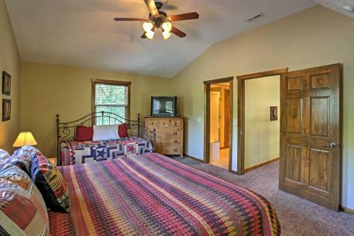 Elegant Branson Home Less Than 2 Mi To Silver Dollar City!