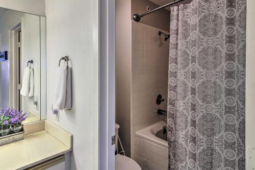 Apartamento Walk-in Resort Condo Near Downtown Branson!