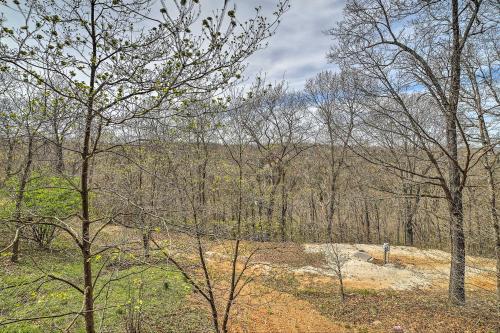 Apartamento West Branson Condo 2 Miles To Silver Dollar City!