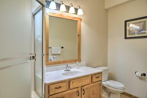 Updated Branson Home, 5 Min To Silver Dollar City!
