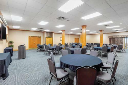 Hotel Reunion Lodges At Thousand Hills