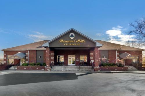 Hotel Reunion Lodges At Thousand Hills