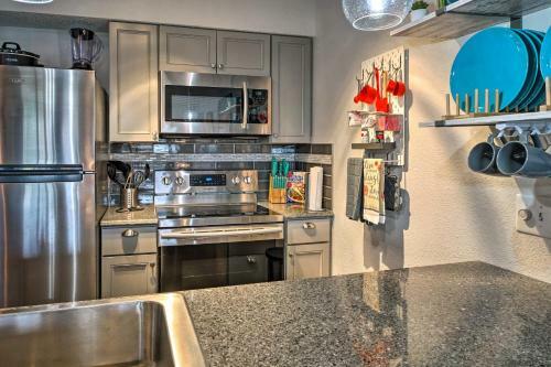 Apartamento Condo With Pool - 2 Miles To Silver Dollar City