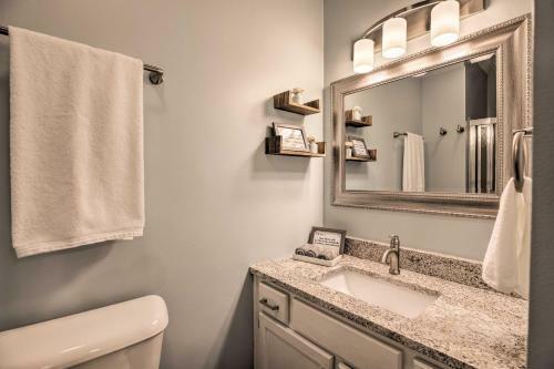 Apartamento Modernized Condo With Pool Access, 2 Mi To Sdc!