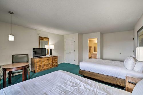 Margaritaville Resort Home With Lake-view Deck!