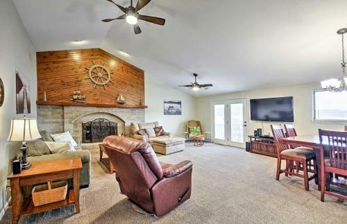 Lakefront Sunrise Beach Home With Dock And Water Slide!