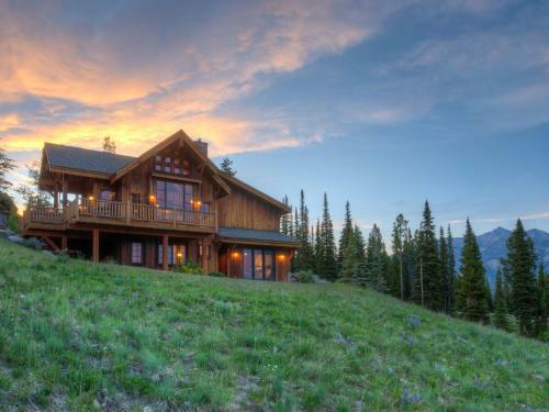 Alpine Meadows Chalets By Big Sky Vacation Rentals