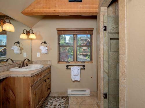 Alpine Meadows Chalets By Big Sky Vacation Rentals