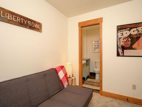 Arrowhead Chalets By Big Sky Vacation Rentals
