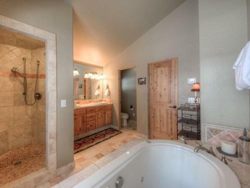 Indian Summer Homes By Big Sky Vacation Rentals