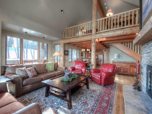 Indian Summer Homes By Big Sky Vacation Rentals