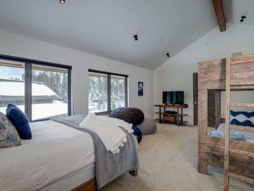 Silvertip Cabins By Big Sky Vacation Rentals