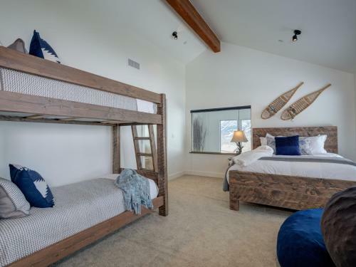 Silvertip Cabins By Big Sky Vacation Rentals