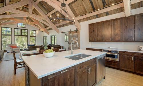 Spotted Eagle Lodge By Big Sky Vacation Rentals