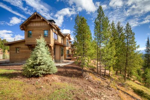 Spanish Peaks Highlands Cabin 8