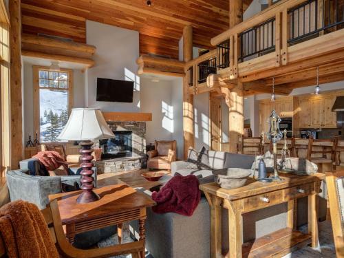 Moonlight Penthouse By Big Sky Vacation Rentals