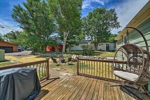 Yellowstone Country Family Home With Deck And View