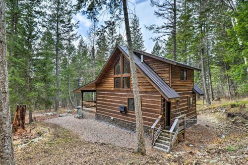 Reconnect With Nature At Timber Creek Cabin!