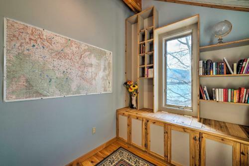 Red Lodge Mtn Retreat With Fire Pit, 10 Mi To Skiing!