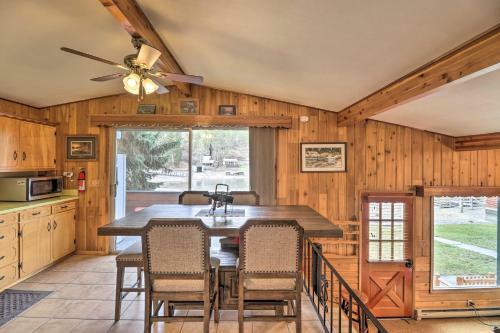 Flathead Lake Waterfront Cabin With Dock, Kayaks