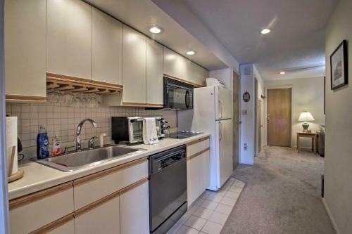 Apartamento Updated Condo - Mins From Ski Resorts And Black Mtn!