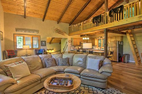 Updated Bartlett Home By Storyland With Pool Access