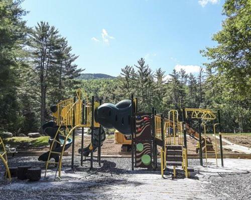 Apartamento Luxurious Slopeside Resort At Attitash Mountain