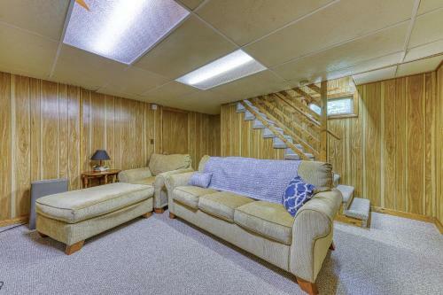 Fife And Drum Beach Home - 5 Bed 3 Bath Vacation Home In Freedom