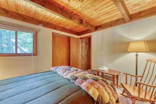 Fife And Drum Beach Home - 5 Bed 3 Bath Vacation Home In Freedom