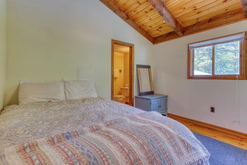 Fife And Drum Beach Home - 5 Bed 3 Bath Vacation Home In Freedom