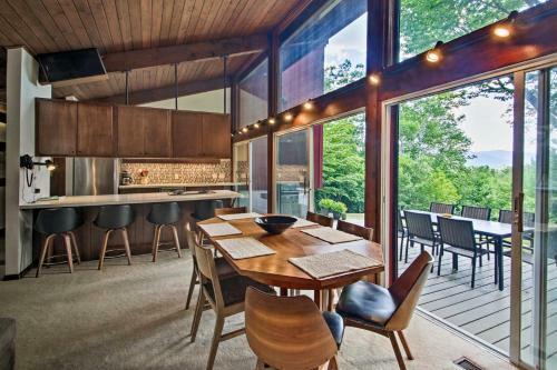 Family-friendly Glen Home With White Mountain Views!