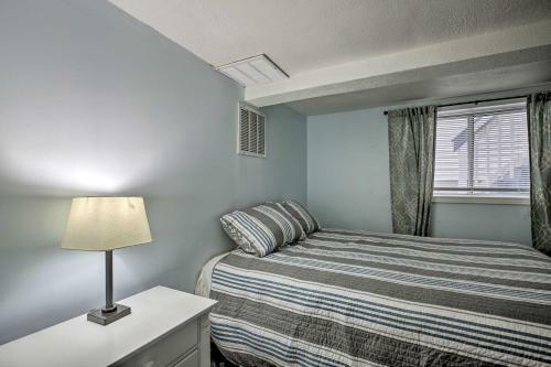 Apartamento Airy Coastal Getaway - Walk To Hampton Beach!