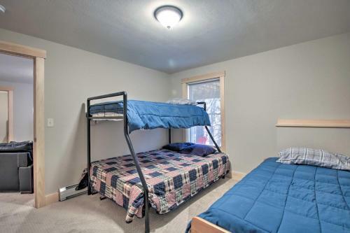 White Mountain Family Friendly Home With Lake Access