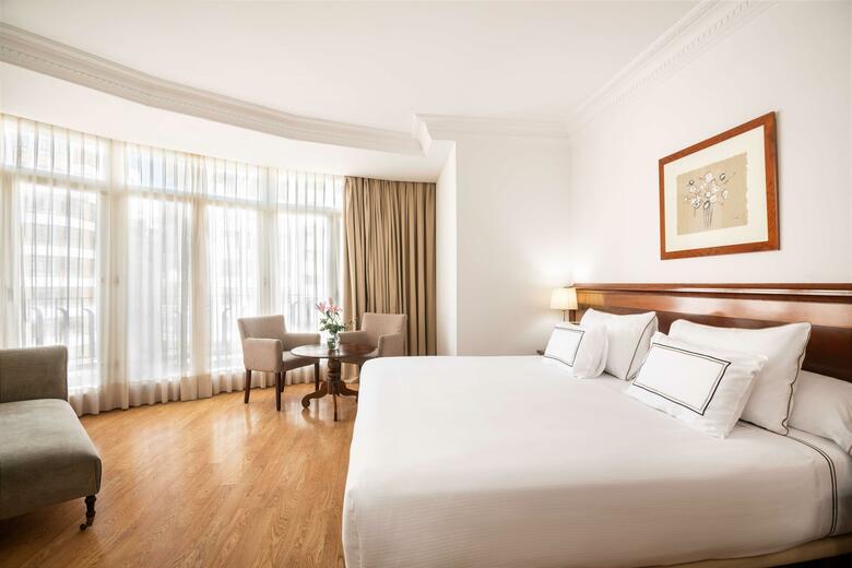 Hotel Meli� Plaza Valencia