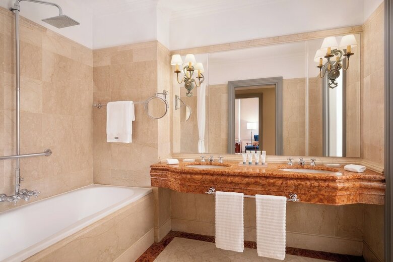 The Excelsior, A Luxury Collection Hotel, Florence