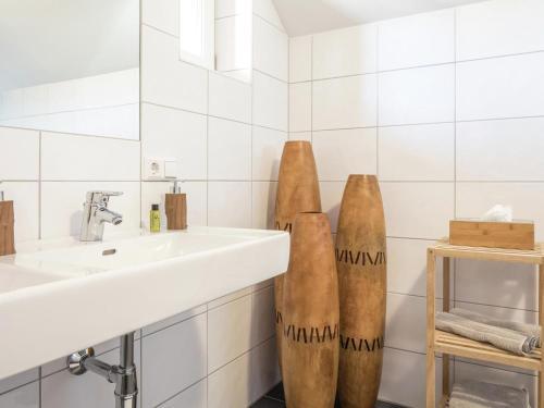 Chalet On A Ski-slope In Mauterndorf With Sauna & Jacuzzi