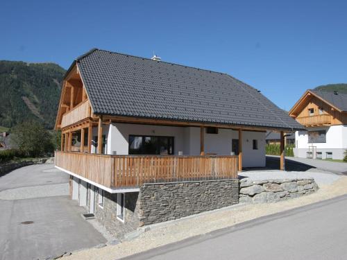 Chalet On A Ski-slope In Mauterndorf With Sauna & Jacuzzi