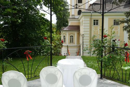 Schlosshotel Rosenau