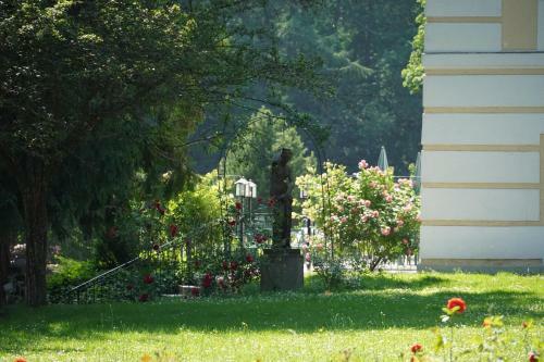 Schlosshotel Rosenau