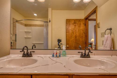 Tschirtart Cabin - 4 Bed 2 Bath Vacation Home In Angel Fire