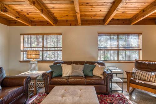 Tschirtart Cabin - 4 Bed 2 Bath Vacation Home In Angel Fire
